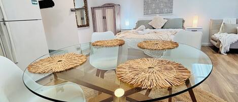 Fer et planche à repasser, Wi-Fi, draps fournis