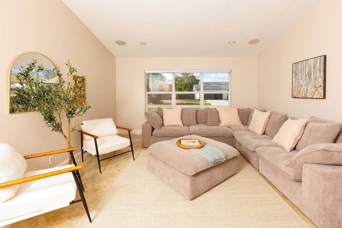 Fernseher, Tischtennisplatte