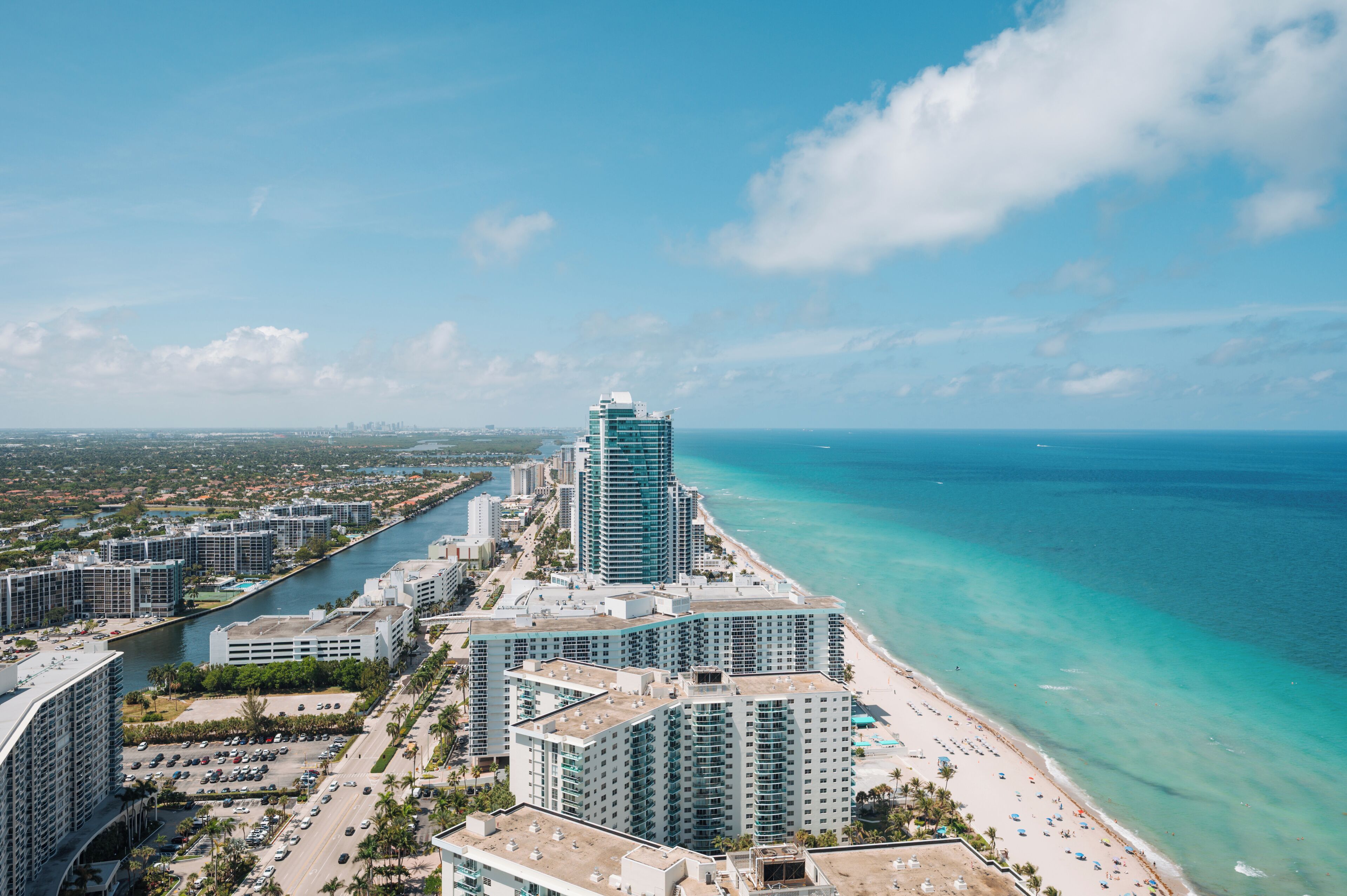 Solsenger og strandhåndklær