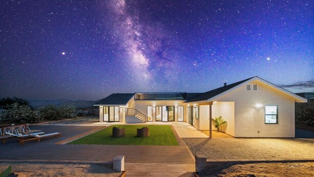 Exterior - 4 Bedrooms, 3 Bathrooms, luxury homes for a vacation getaway. (Joshua Tree)