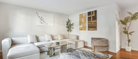 Villa, Garden View | Living area