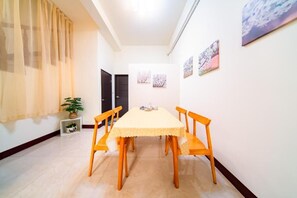 غرفة لتناول الطعام