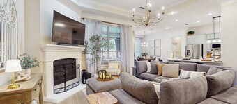 3BR Home w/ Private Pool, Large Yard, Wet Bar & TV