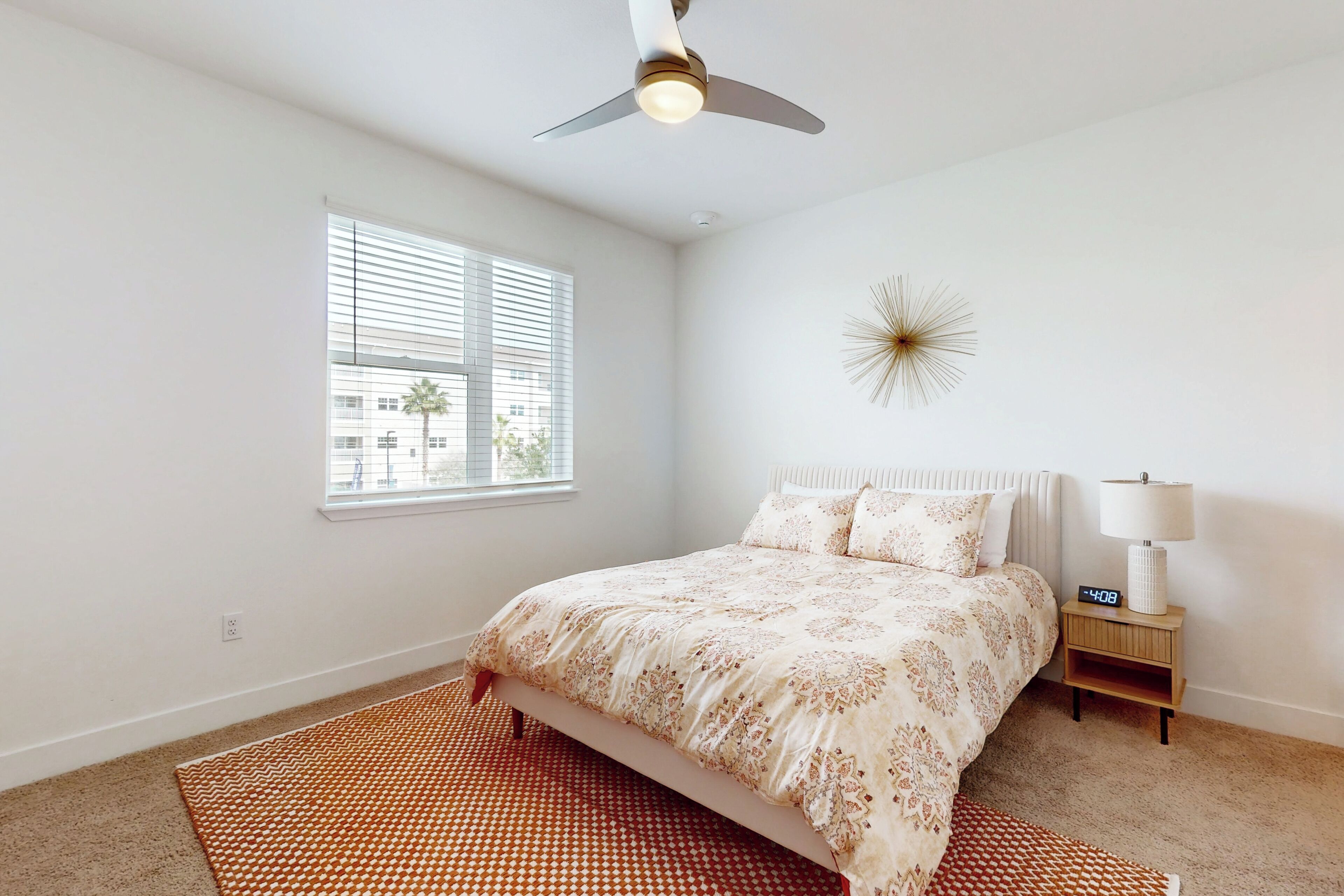 Accès Internet, draps fournis