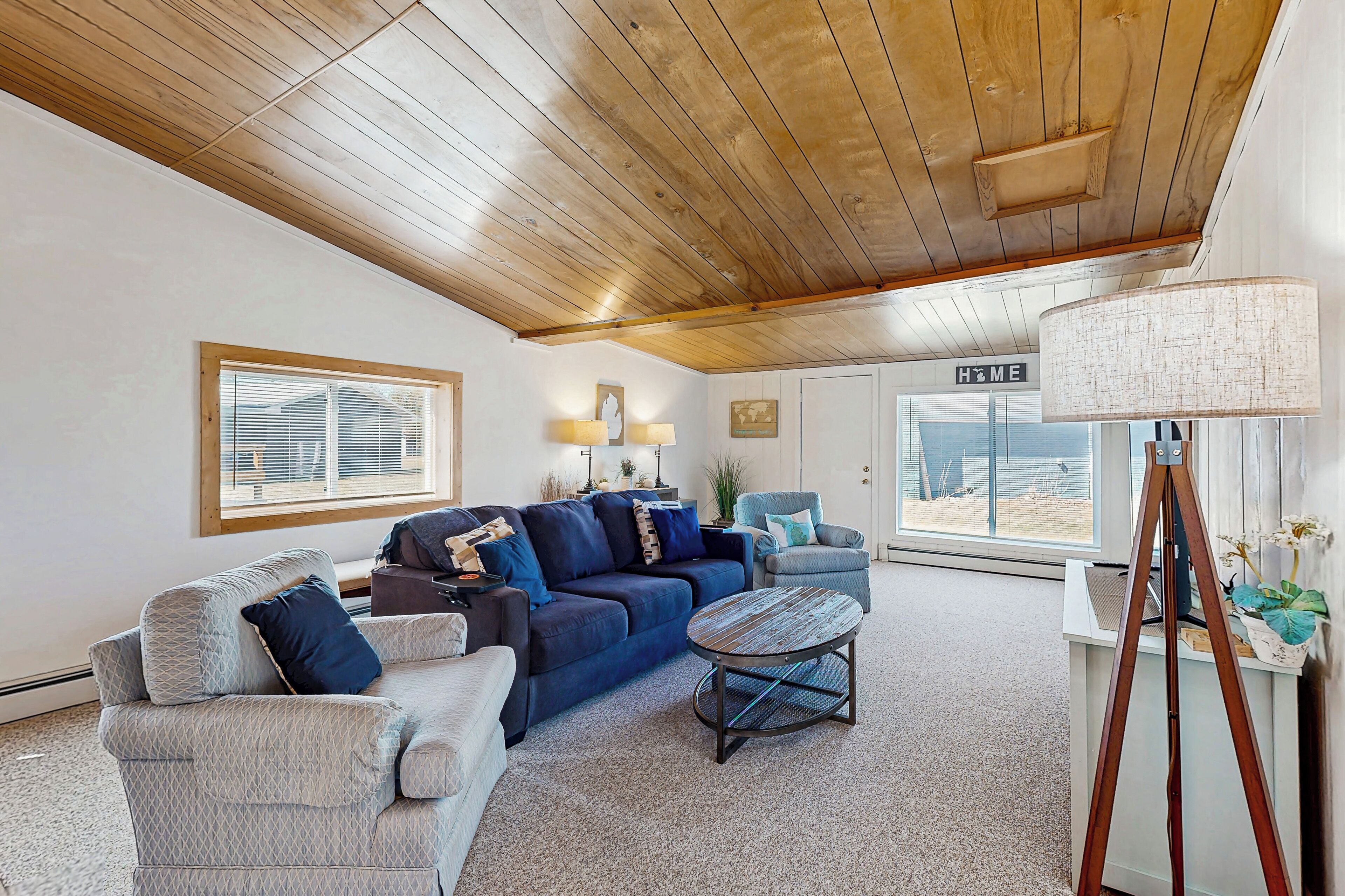 リビング エリア