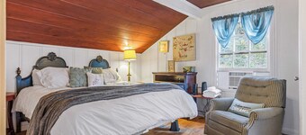 Minutes to Lake Arrowhead Village Cozy & Secluded Cedar Cove by Avantstay