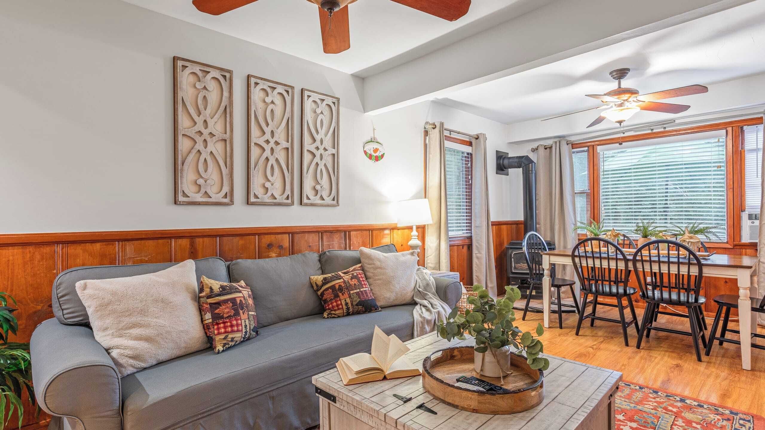 House (3 Bedrooms) | Interior