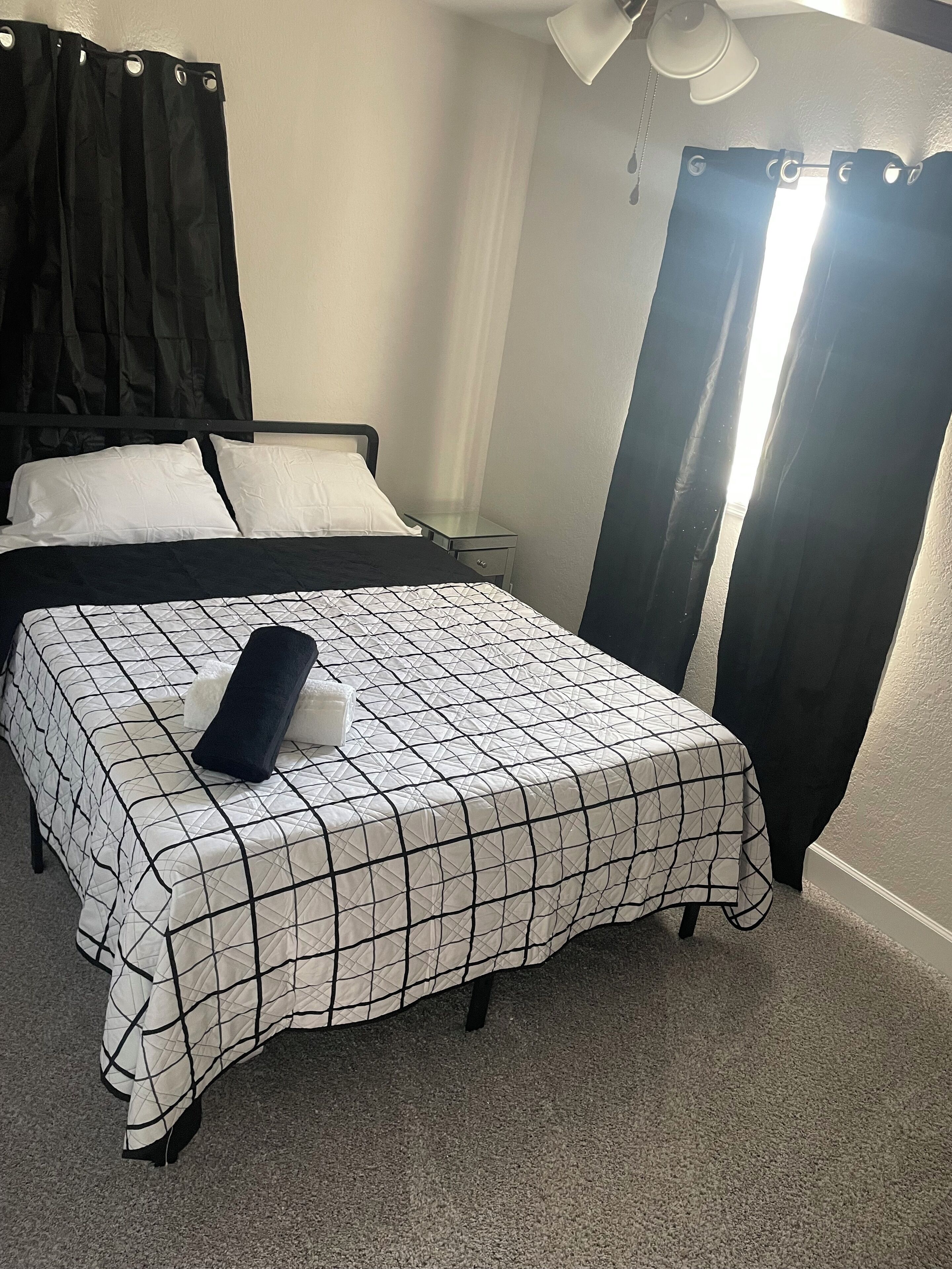 3 bedrooms, free WiFi, bed sheets