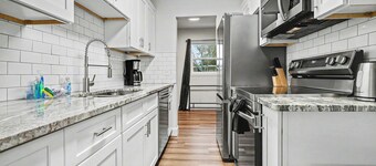 Spacious 3BR Home Near Lake Hollingsworth