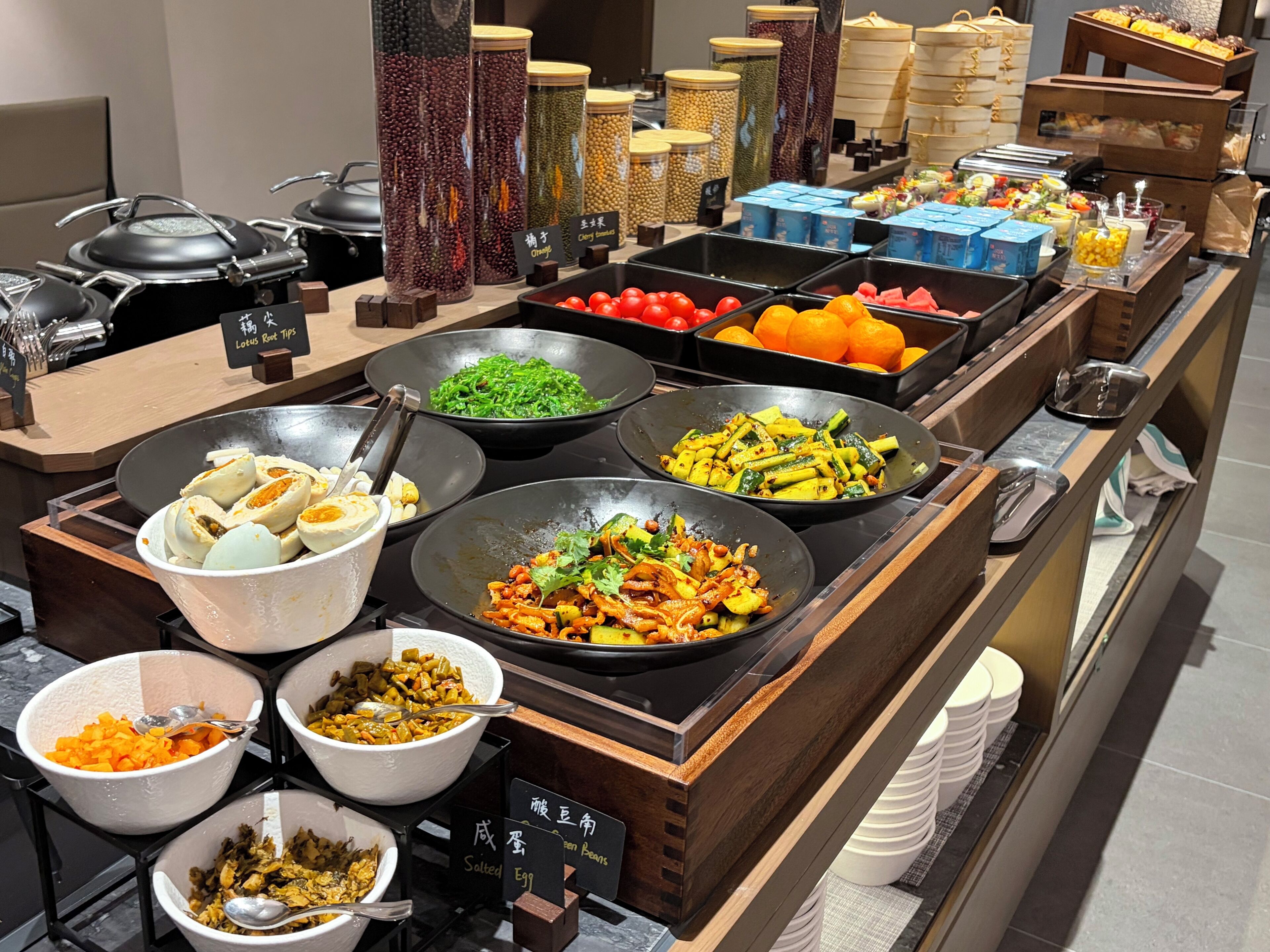 Daily buffet breakfast for a fee