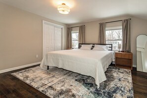 4 habitaciones, tabla de planchar con plancha, wifi y ropa de cama 