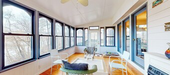 4BR Lakefront Home w/ Dock, Views & Game Room