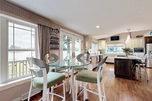 Dining - Lakefront + Dock! Family-Friendly Wisconsin Escape (Lodi)