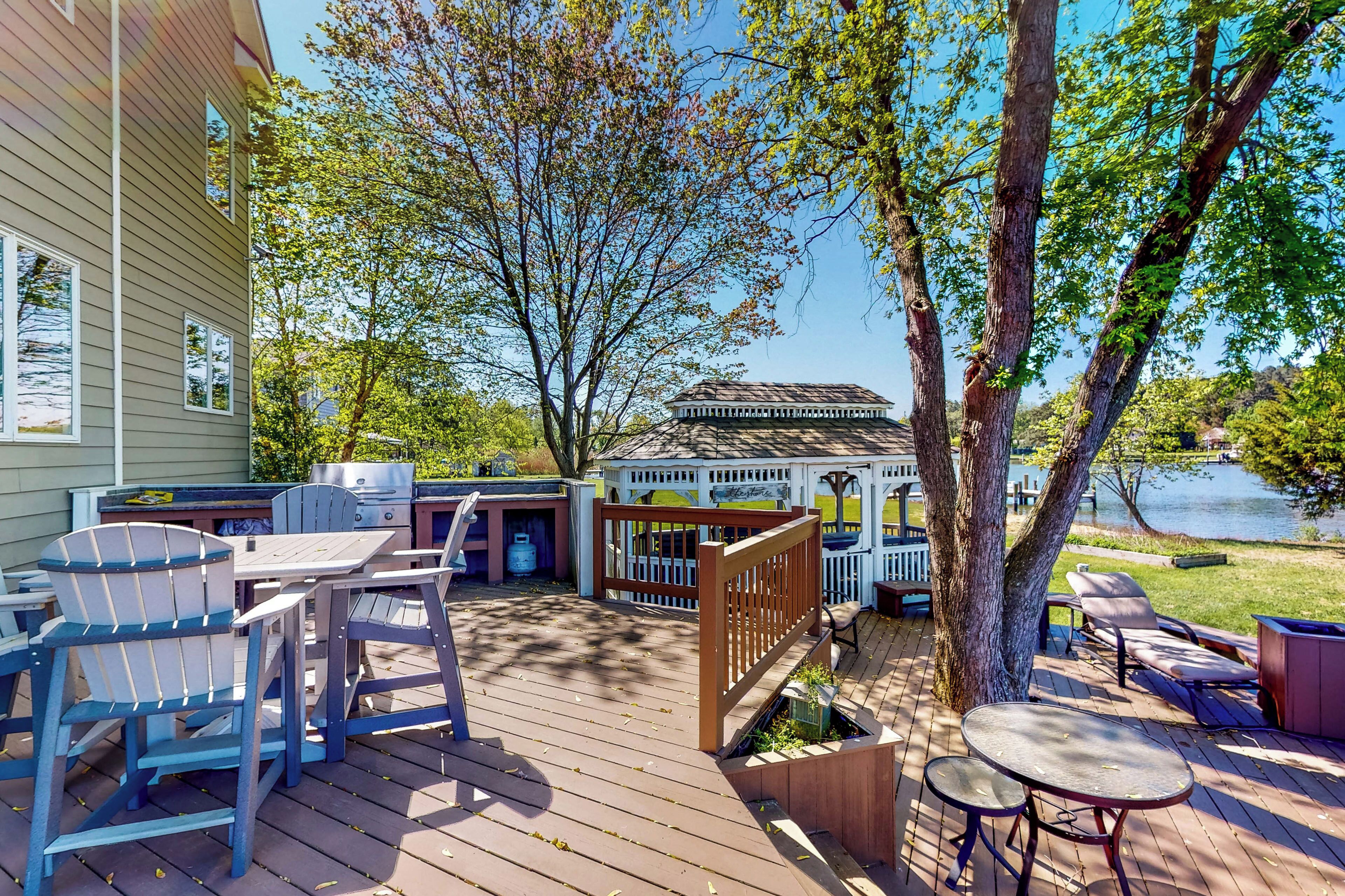 屋外ダイニングエリア