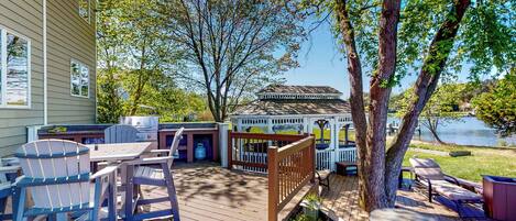 屋外ダイニングエリア