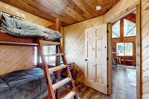 1 habitación, internet y ropa de cama