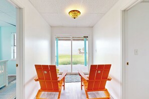 Interior - 2BR Duplex w/ Bikes & Beach Access (Ingleside)