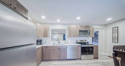 Lakeside Retreat next to Conservation Area