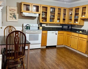 Microwave, oven, stovetop, dishwasher