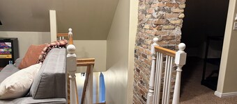 Family-Friendly Home Near SLC Airport - Sleeps 7 - Easy Parking