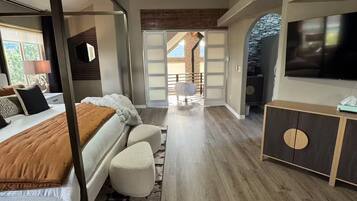 Bureau, fer et planche Ă repasser, lit parapluie, Wi-Fi gratuit