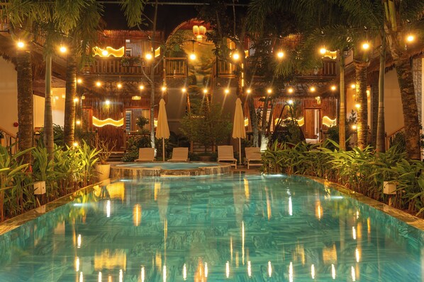 Alberca al aire libre 