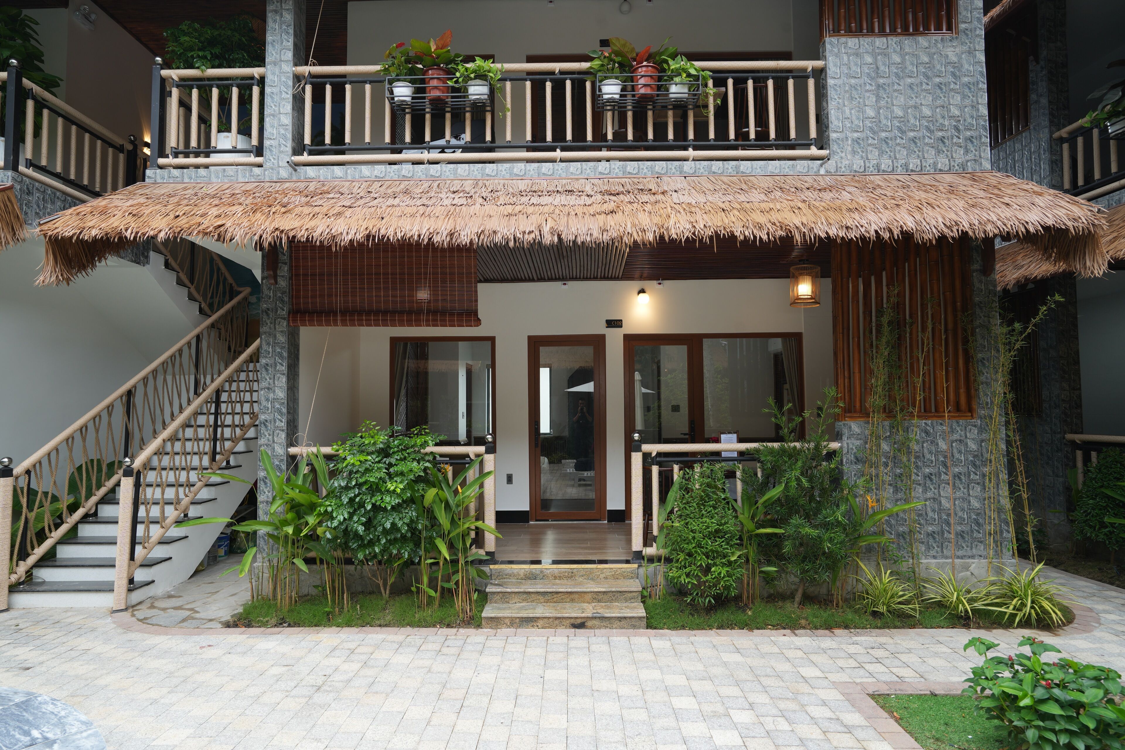 Habitación familiar, habitaciones comunicadas | Vistas al jardín