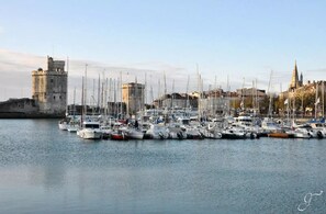 Marina - Cabane Pilotis 4 persons (ST MICHEL EN L HERM)