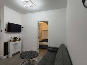 Interior - Cardiff Central Gem - 2 Bed Apartment (Cardiff)