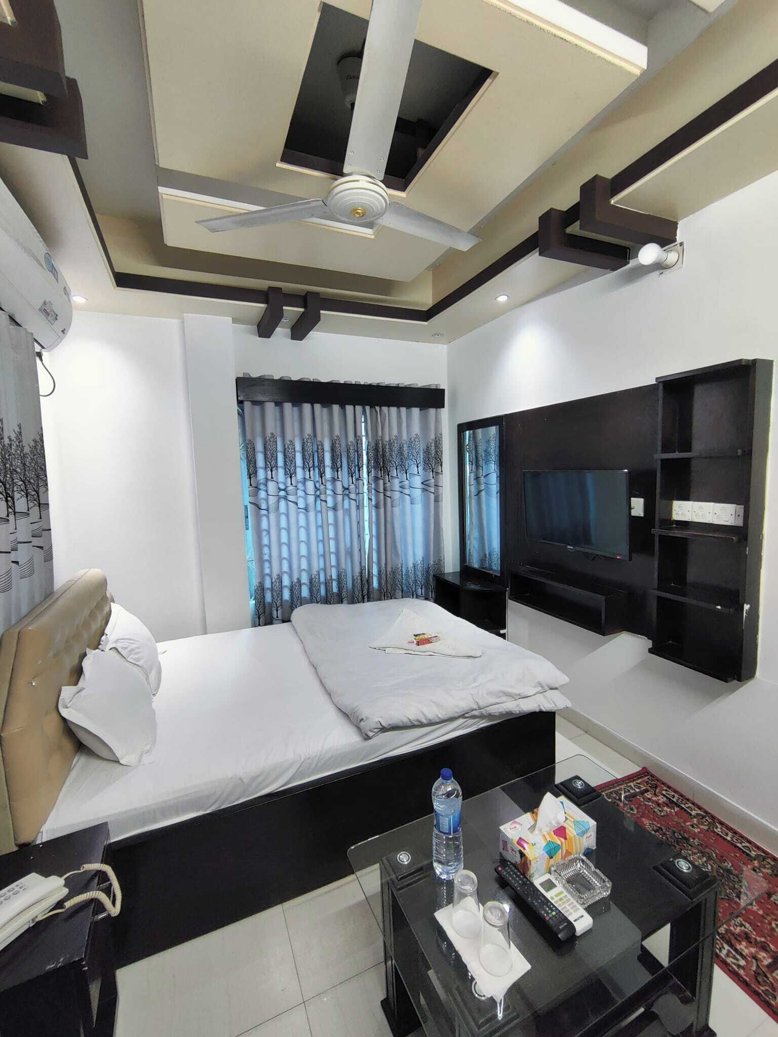 Quarto casal luxo, vista para a cidade | Wi-Fi de cortesia