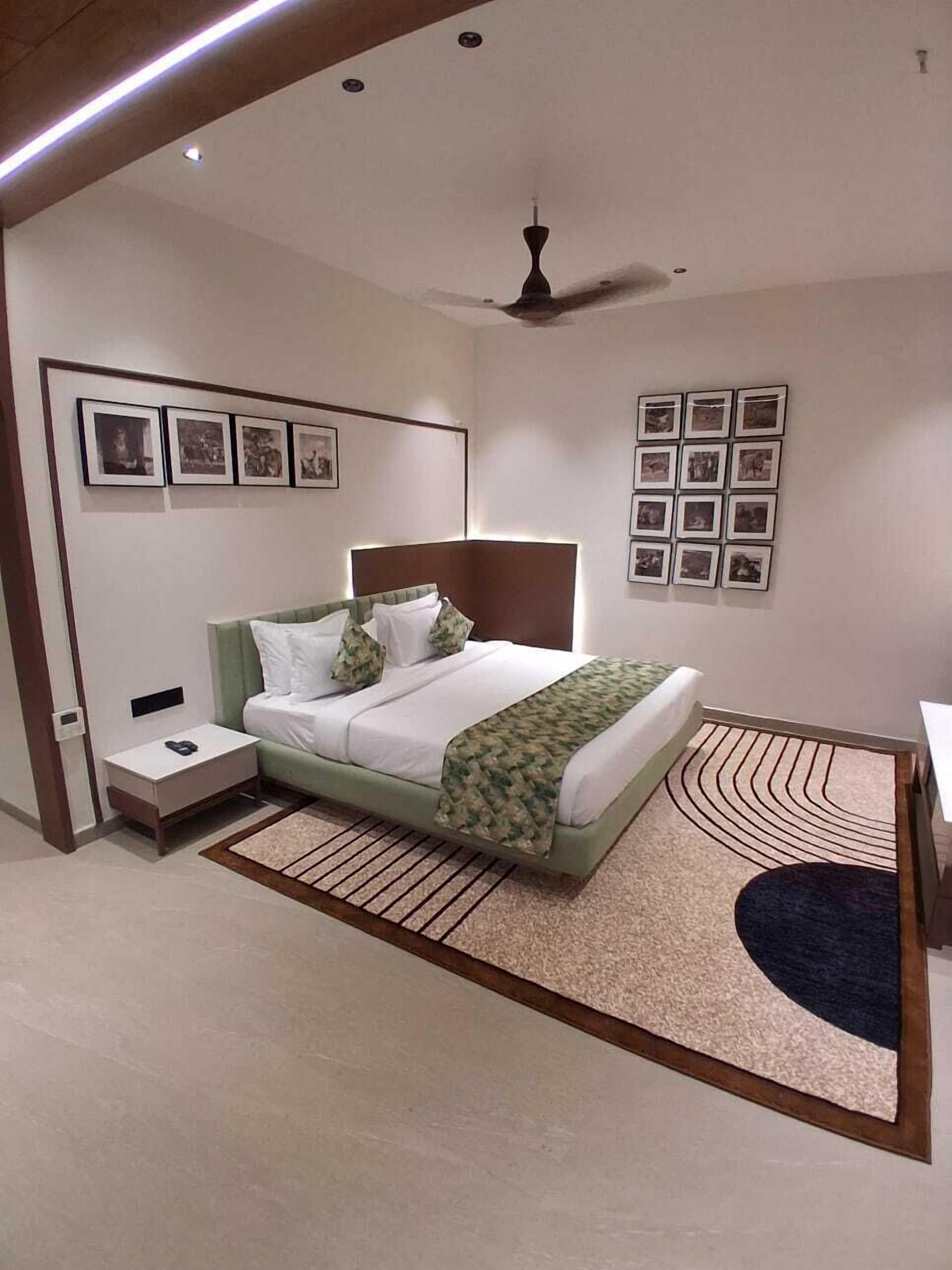 In-room safe, desk, laptop workspace, blackout curtains