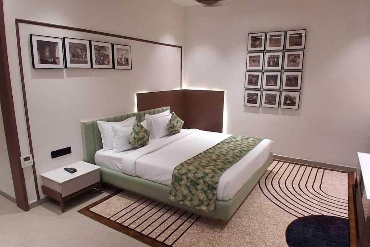 In-room safe, desk, laptop workspace, blackout curtains