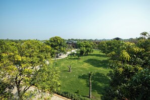 Garden - Madhuvan Resort (Talala)