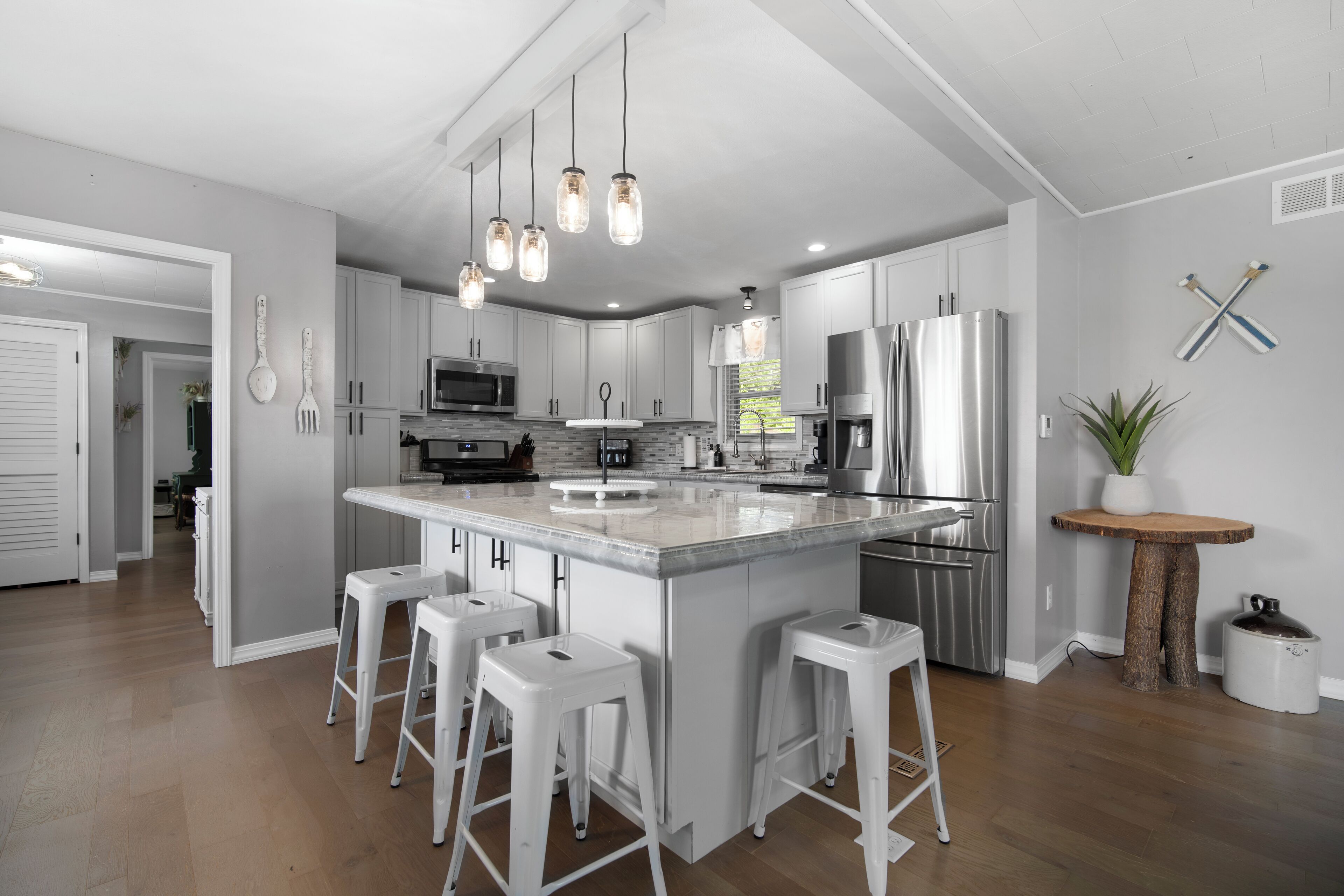 Microwave, oven, stovetop, dishwasher