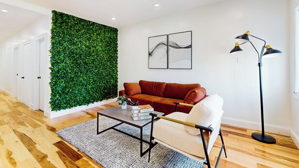 Living area - Shop, Dine, Unwind! Gateway to Boston Sights (Everett)
