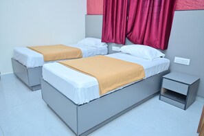 Deluxe Double Room, City View | Iron/ironing board, free WiFi