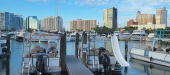 Lovely 3-bedroom house with AC in a quiet community of Sarasota