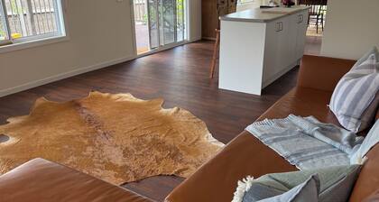 Great Otway National Park at your back gate! Home in Anglesea for nature lovers.