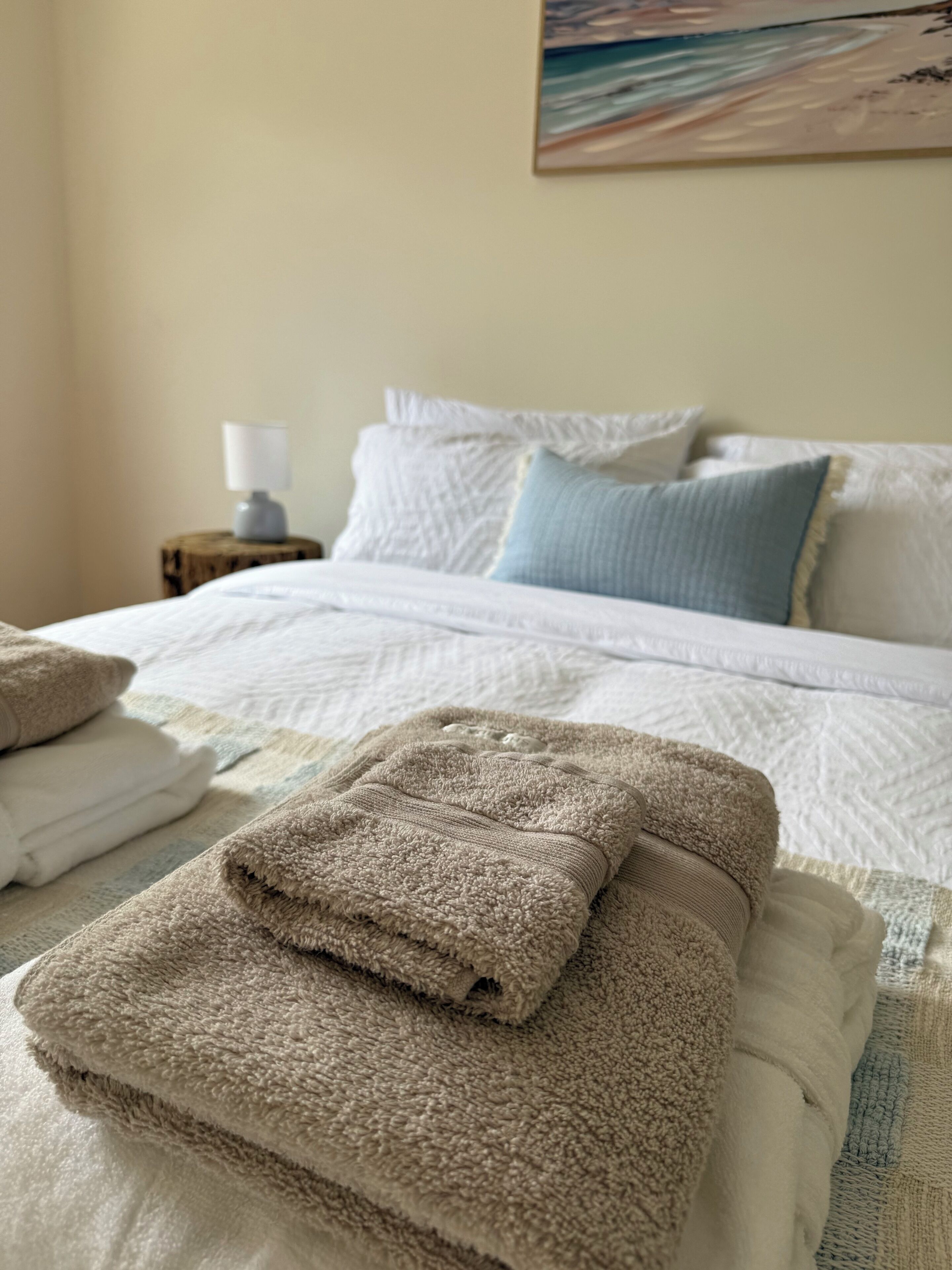 Desk, iron/ironing board, free WiFi, bed sheets