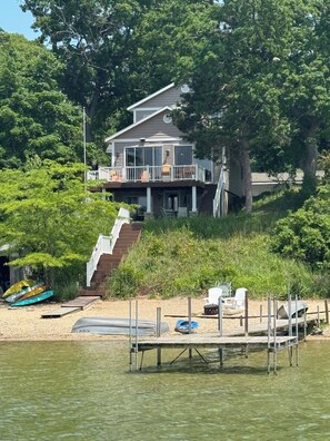 Exterior - Eagles Landing - Lakefront Home on crystal clear Wolf Lake (Muskegon)