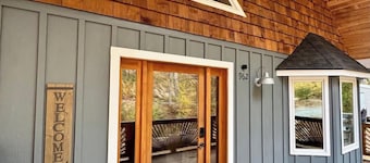 Mountain Cabin & Creek-Front Nature Retreat – NC