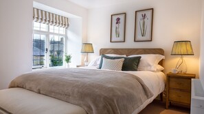 2 chambres, bureau, fer et planche à repasser, Wi-Fi gratuit