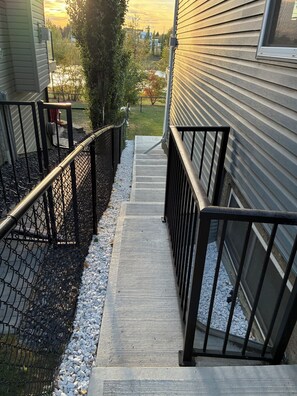 Property grounds - Walkout basement stay (Edmonton)