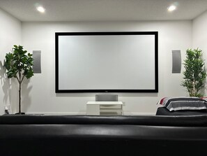 Interior - Walkout basement stay (Edmonton)