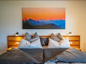 Internet - New cosy viewing oasis with balcony (Hopfgarten im Brixental)