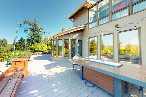 100 Yards to Lake: Home w/ Hot Tub & Fire Pit