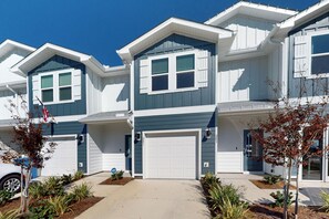 Exterior - Steps to Sand & Surf! Family-Friendly PCB Retreat (Panama City Beach)