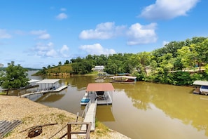 Property grounds - Fun on the Cove! Home w/ Dock & Foosball (Climax Springs)