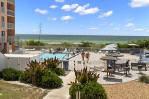 A heated pool - Beachfront, Heated Pool, Tennis, Pool, Free Parking, Free Activities! ~ 211 Reef Club (Indian Rocks Beach)