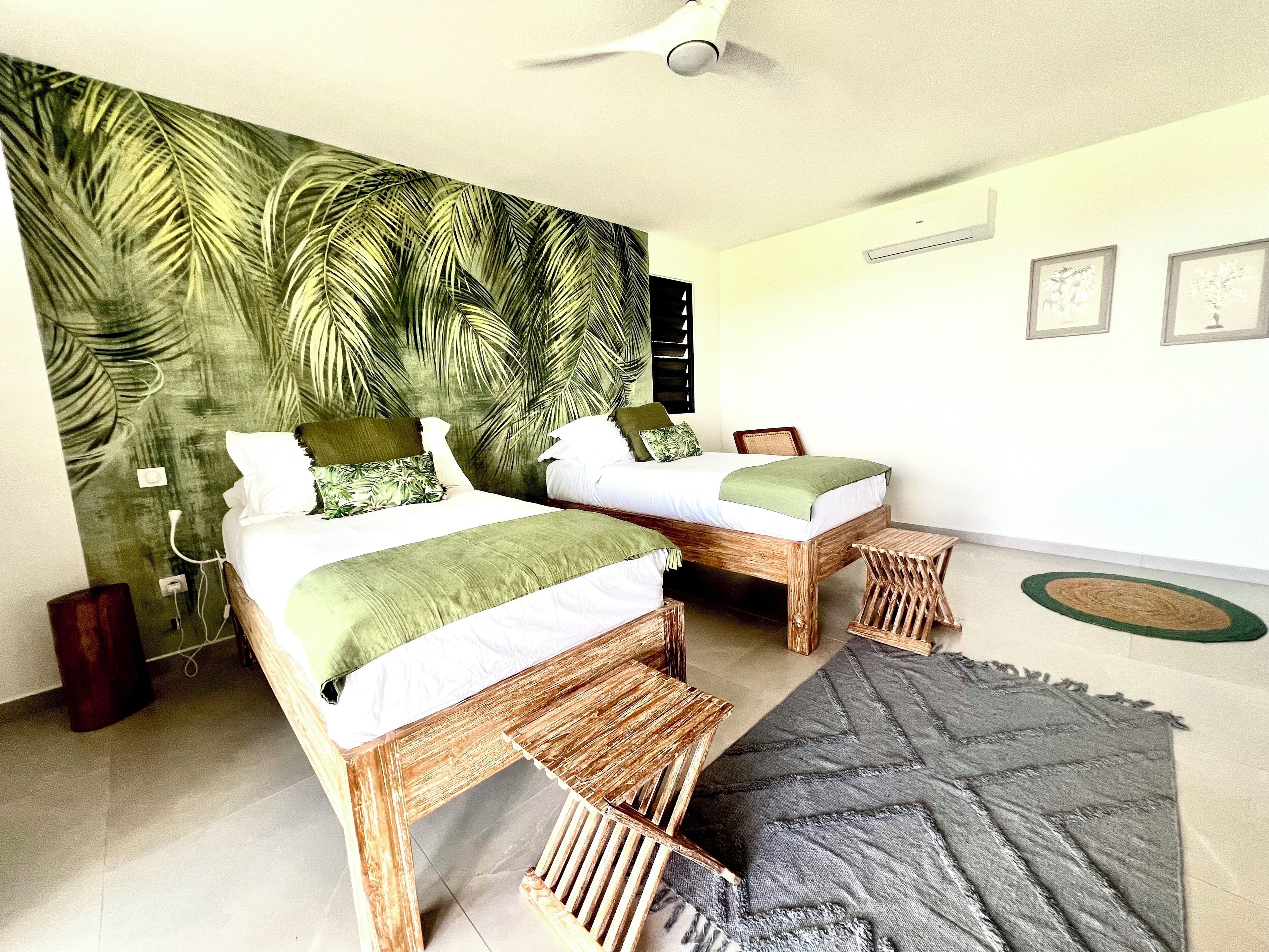Spacious 3 Br Island Villa W/pool Fast Wifi-sleeps 8 Washer & Dryer - Bora-Bora